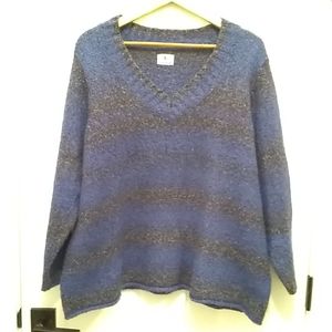 V Neck, DC Jeans Sweater, size 2X